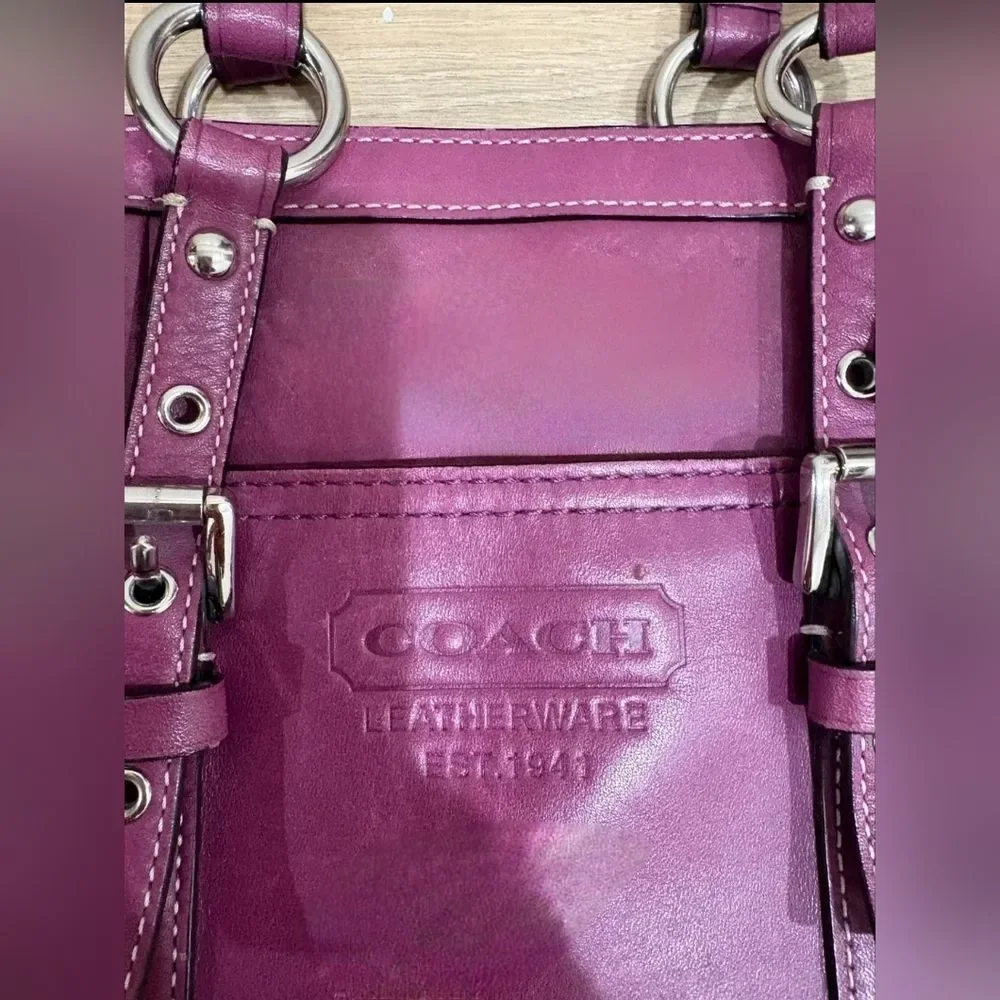 Coach Vintage Soho East West Gallery Magenta Purple Pink Leather Tote Bag Purse
